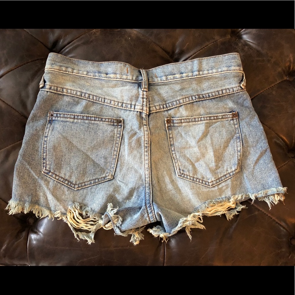 Free People shorts - Picture 2 of 4